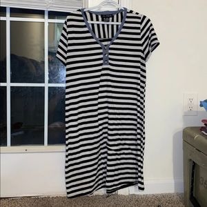 Flowy stripped dress